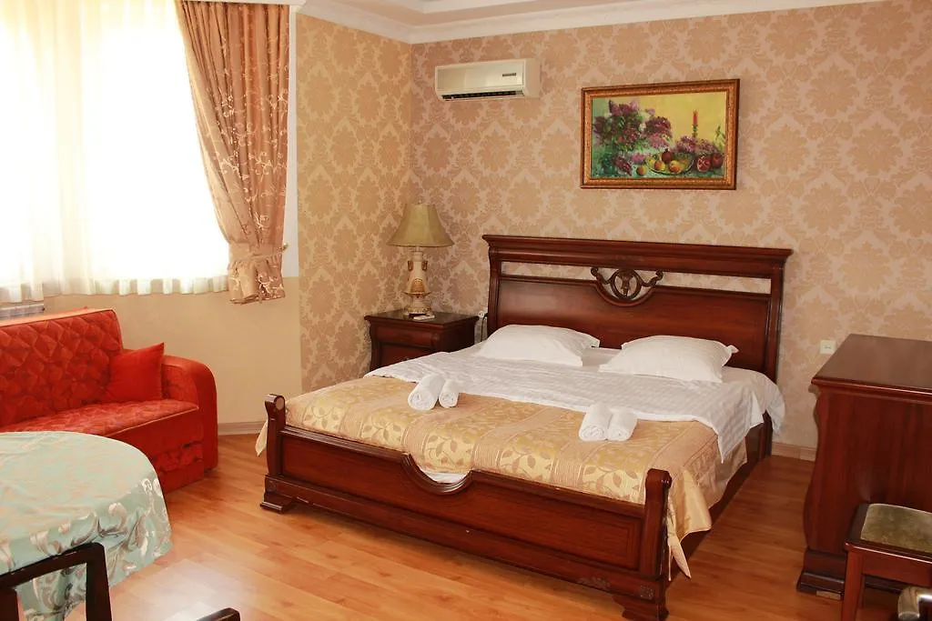 Hotel Elegant Garden Batum