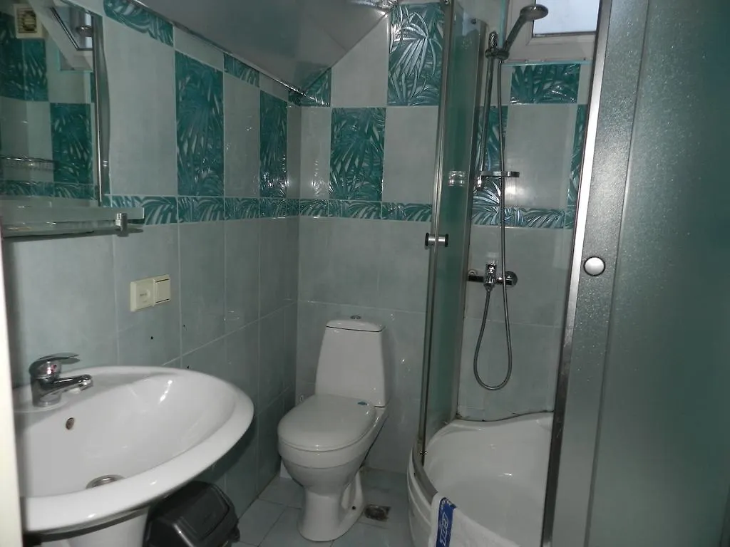 Hotel Elegant Garden Batumi 3*,  Georgia